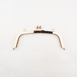 VİDALI ÇANTA CÜZDAN BURSU OVAL 21.5 CM. ALTIN